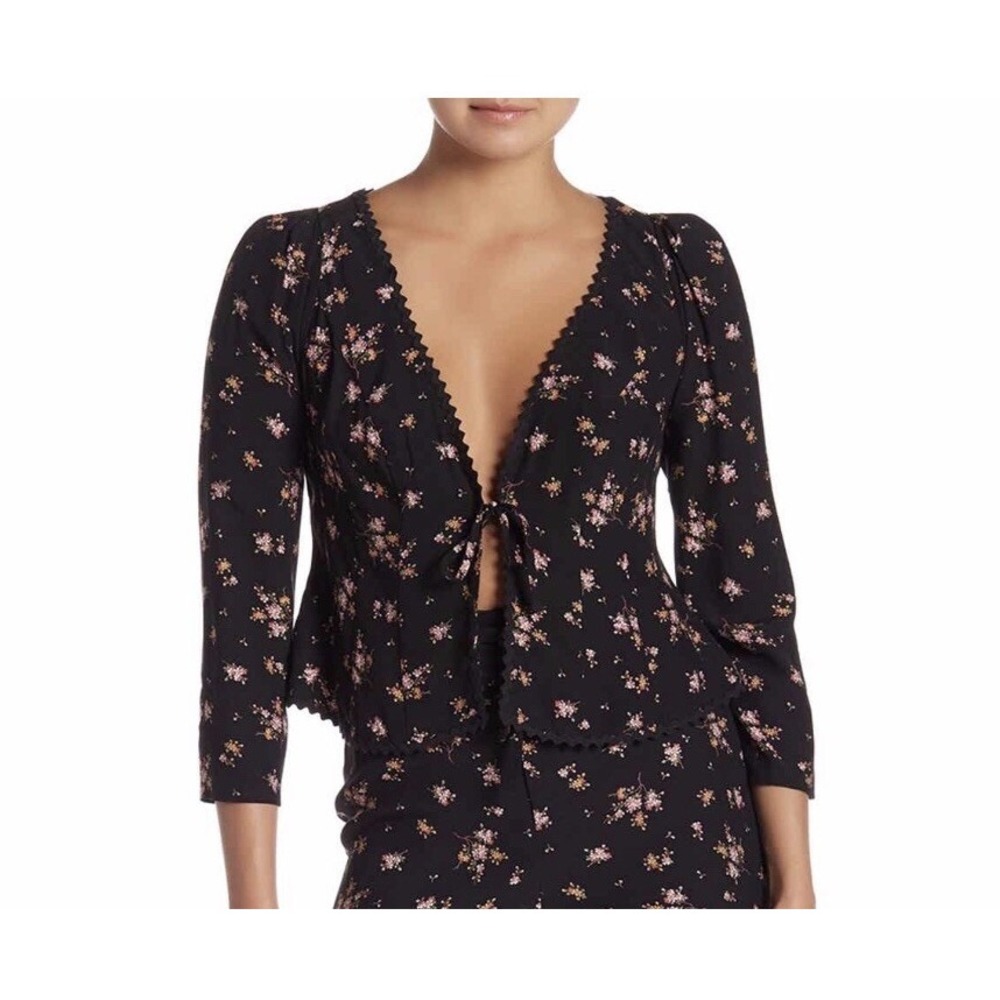 Free People Black Floral Scalloped Lace V-Neck Peplum Tie Front Top XXS